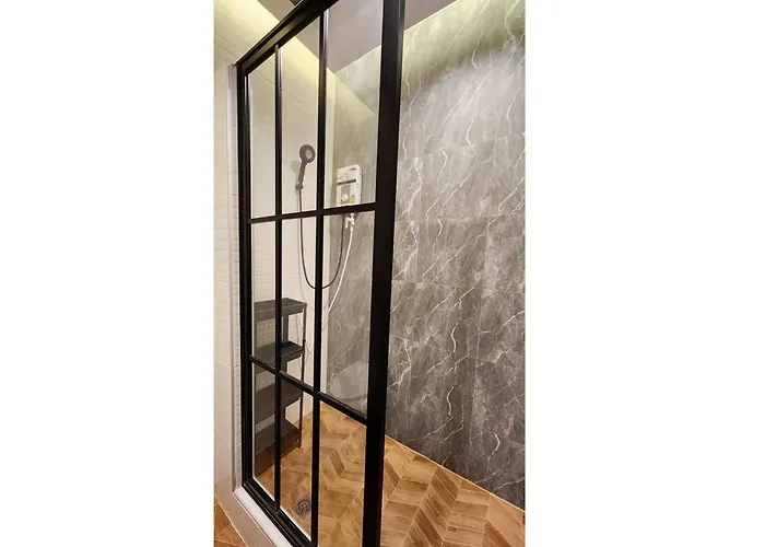 Apartment Cozy 4br Private In Sukhumvit Near Bts Udomsuk *