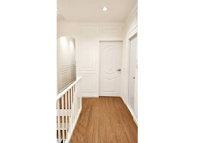 Apartment Cozy 4br Private In Sukhumvit Near Bts Udomsuk *