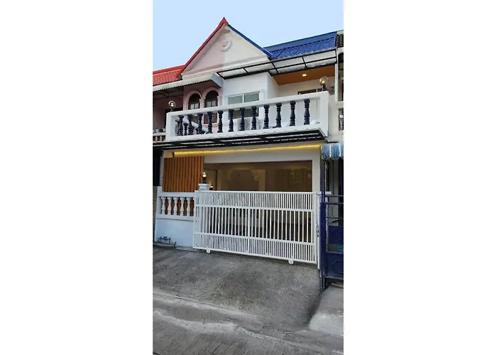 Apartment Cozy 4br Private In Sukhumvit Near Bts Udomsuk Bangkok