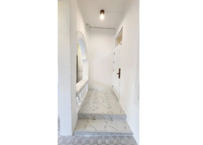 Cozy 4br Private In Sukhumvit Near Bts Udomsuk