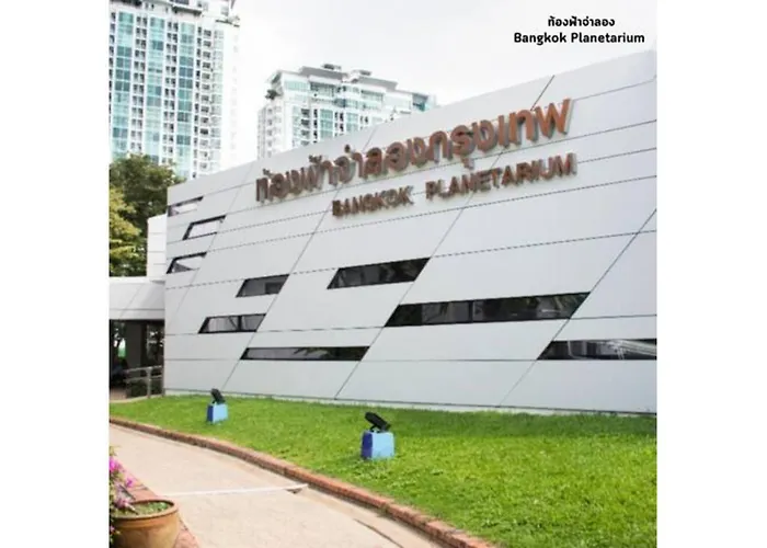 Cozy 4br Private In Sukhumvit Near Bts Udomsuk Apartment