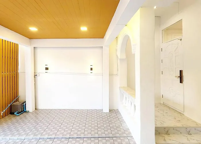 Apartment Cozy 4br Private In Sukhumvit Near Bts Udomsuk *