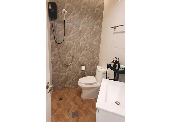 Apartment Cozy 4br Private In Sukhumvit Near Bts Udomsuk *
